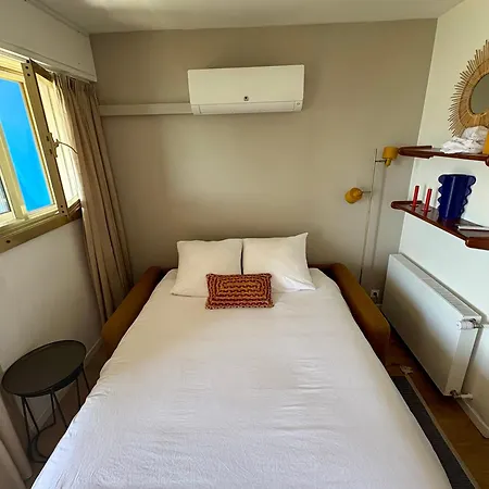 Moderne, Proche Plage, Climatisation Daire Antibes